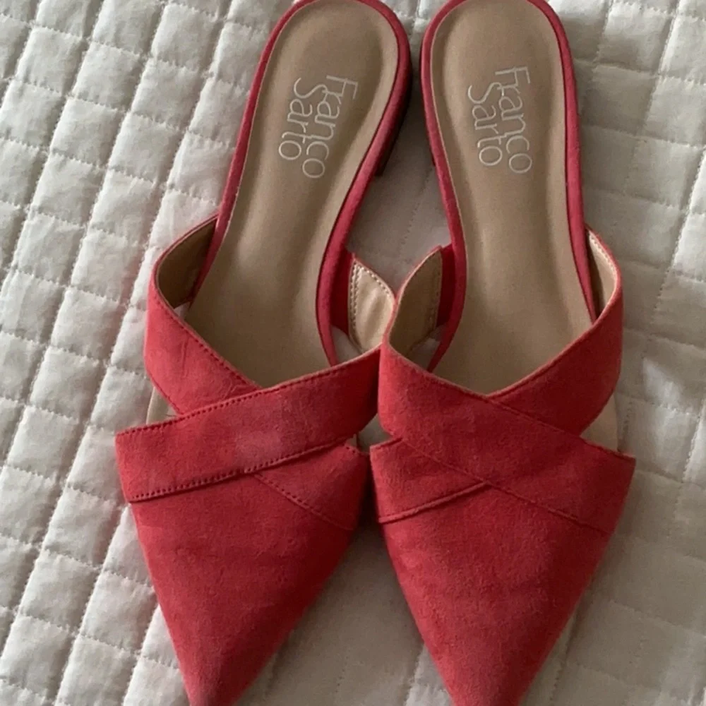 Franco Sarto Pink Suede Pointed Mules. - Picture 5 of 5